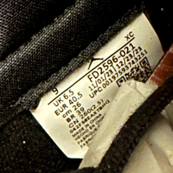 NEW WOMEN'S AIR JORDAN RETRO 1 HIGH OG Black/White/Sail/Legend Medium Brown Sz 9 - Picture 6 of 16